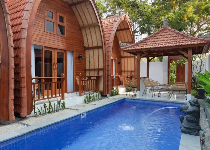 Luh Adi 3, Modern Balinese Wooden House Close To بيت للعطل