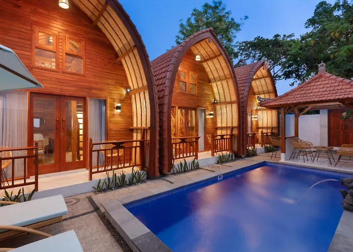 بيت للعطل Luh Adi 3, Modern Balinese Wooden House Close To *