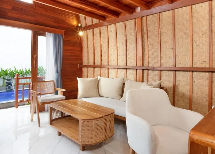 Luh Adi 3, Modern Balinese Wooden House Close To *